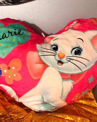 Cuscino-peluche di minou