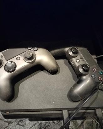 Playstation 4 slim Plus