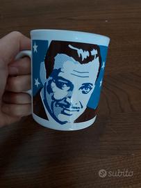 coppia tazze vintage con grafica in stile pop art