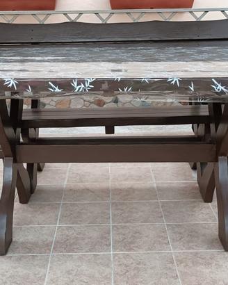 Tavolo giardino in legno con sedie e panchine