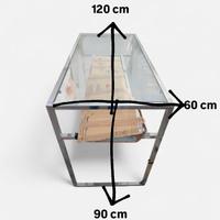 Tavolo in acciaio con vetro