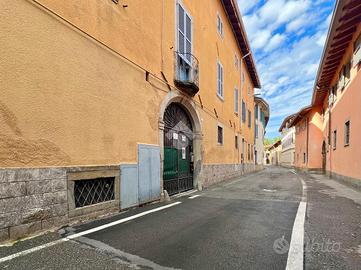 3 LOCALI A TERNO D'ISOLA