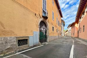 3 LOCALI A TERNO D'ISOLA