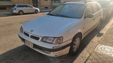 TOYOTA CARINA TD