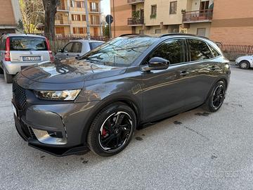 DS7 Crossback Performance line