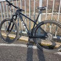 Mountenbike Cube