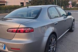 Alfa 159 1.9 16 valvole usata 