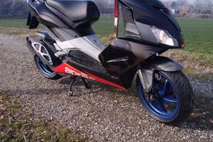 Aprilia Sr Factory