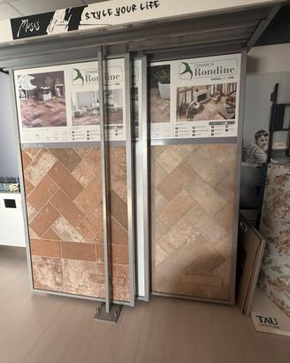 Espositore scorrevole per piastrelle di ceramica