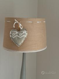Lampada da terra stile shabby/country