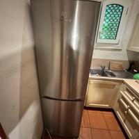 Frigorifero “Electrolux”
