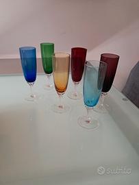 bicchieri flut colorati