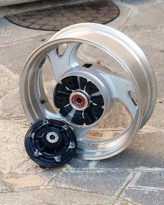 Cerchione posteriore yamaha gts 1000