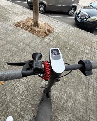 MONOPATTINO ELETTRICO DUCATI SCRAMBLER CITY CROSS