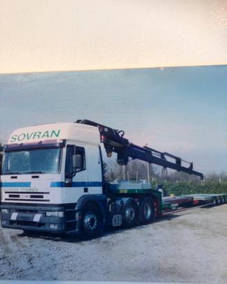 Iveco eurotec 38 con gru hiap 300