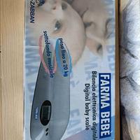 Bilancia per neonati 