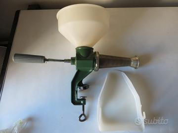 Macchina per passata pomodoro anni 80