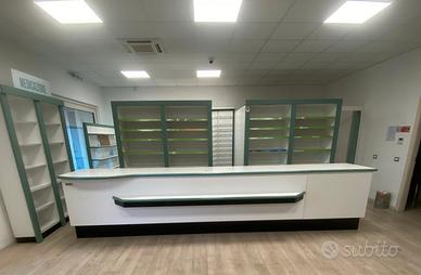 Arredamento farmacia