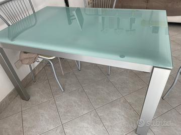 Tavolo in vetro calligaris allungabile