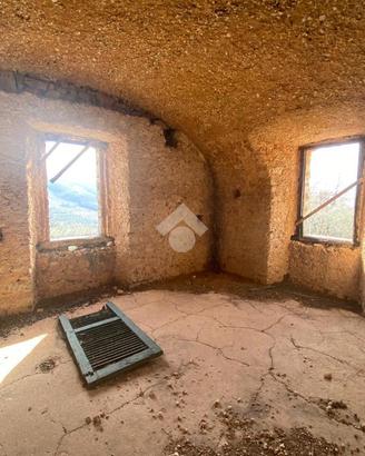 CASA DI CORTE A CAMPOLI APPENNINO