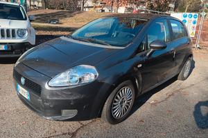 Fiat Grande Punto 14 CC 16 Valvole
