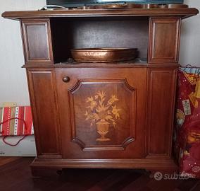 cassettiera, comodini e mobili soggiorno 