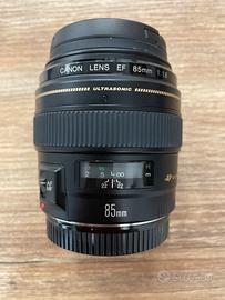 Canon EF 85mm f/1.8 USM