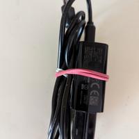 caricabatteria e cavetto per cellulari 