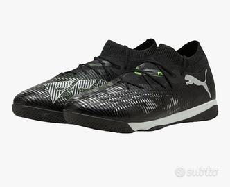 Abbigliamento (scarpe da calcio) 