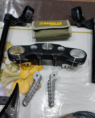 Accessori per ducati scrambler cafè Racer 