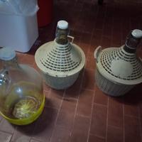 Damigiane vino olio ecc ...