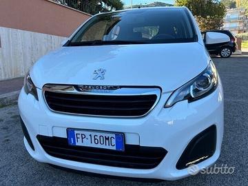 Peugeot 108 VTi 68 1.0 benz. Ideale per neopatenta