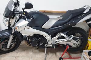 Suzuki GSR 600