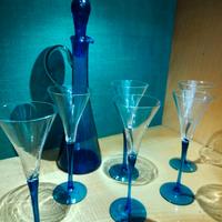 Servizio da liquore completo vintage in vetro blu