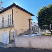 Casa semindipendente