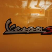 Scritta posteriore Vespa s