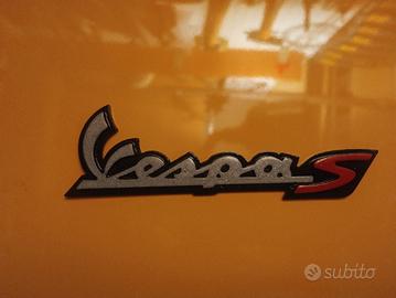 Scritta posteriore Vespa s