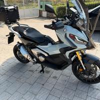 X ADV 750