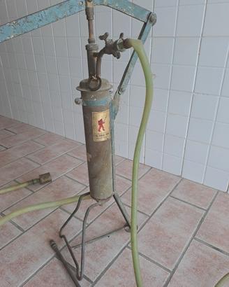 Pompa manuale a leva