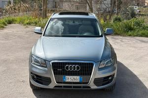 Audi Q5 quattro S tronic