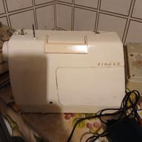 Macchina da cucire Singer