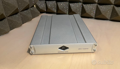 Universal Audio satellite firewire euro 230