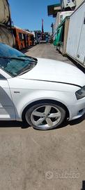AUDI A3 PARAFANGO ANTERIORE SX/DX