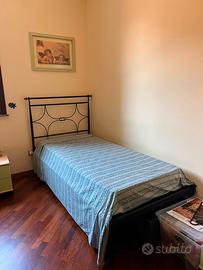 Letto in ferro battuto con materasso