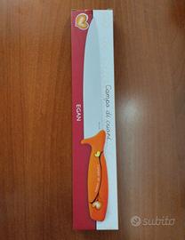 Coltello da cucina per arrosto.
Marca Egan.