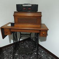 Macchina da cucire vintage singer