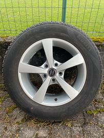 Pneumatici invernali Pirelli con cerchi in lega 16