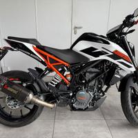 KTM 125 Duke KTM DUKE 125 15cv abs