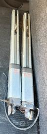 Coppia pistoni bft motore cancello portone