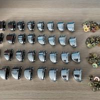 32 blocchetti con viti per batteria